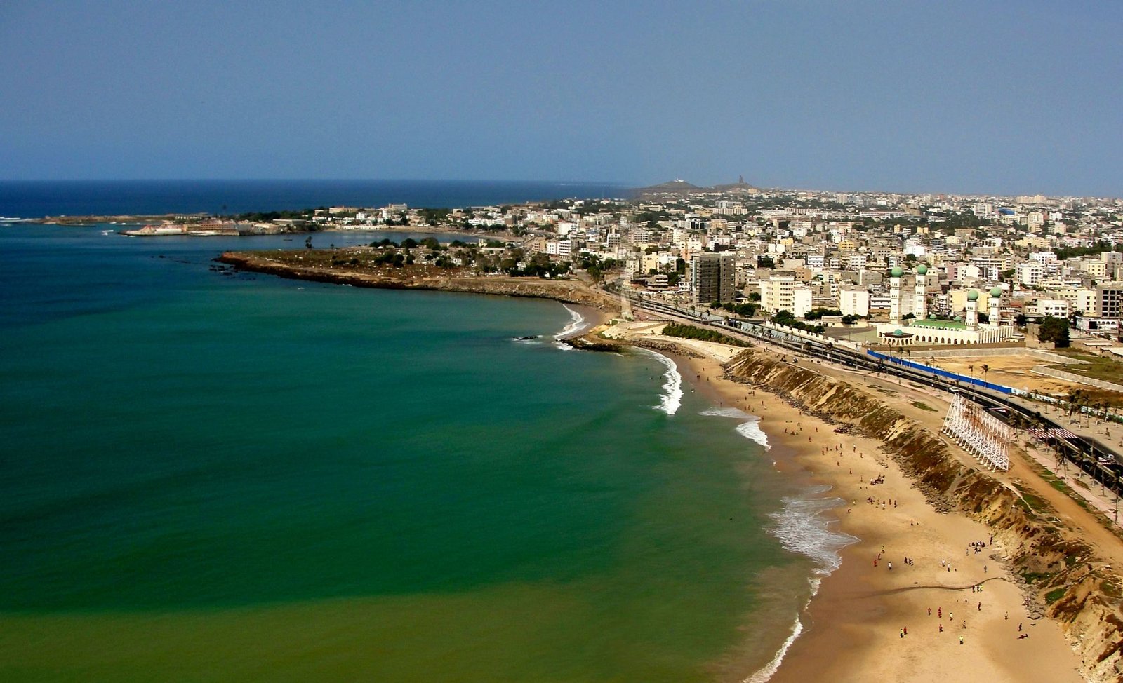 La Corniche Ouest de Dakar, qui longe Fann Résidence
